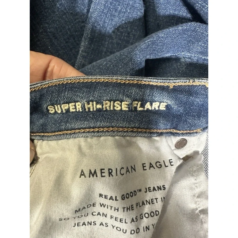 American Eagle Womens Super Hi-Rise Flare Jeans Medium Wash Blue Stretch Size 6
